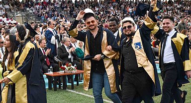 BŞEÜ'de 2 bin 713 öğrenci mezun oldu