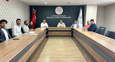 Bu okulun sporcuları Afyonkarahisar'ı temsil ediyor