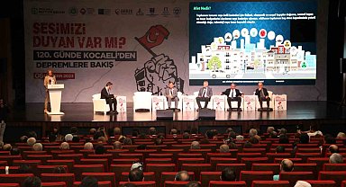Bu panelde deprem gerçeği konuşuldu