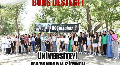 Burhaniye'de üniversitelilerin bursları hesaplarında