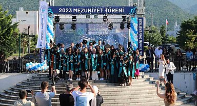 Bursa Teknik Üniversitesi, 2023 mezunlarını uğurladı