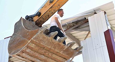 Bursa'da kaçak yapı yıkımını kuş yuvası durdurdu