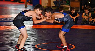 Büyükşehir'in Yaz Spor Okulları 20 ilçeye yayıldı