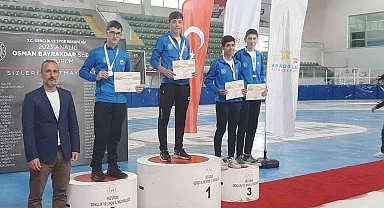 Buzun tozunu aldılar