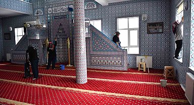 Camilerde Kurban Bayramı temizliği