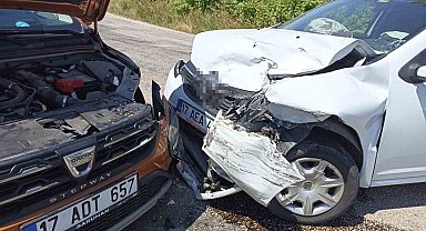 Çan'da iki araç kafa kafaya çarpıştı: 7 yaralı