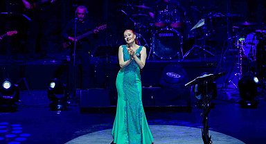 Candan Erçetin yaz konserlerine Bursa'da start verdi