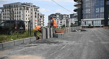 Çayırova'nın kaldırımları yenileniyor
