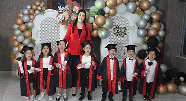 Ceyhan Fen Lisesi'ndeki anasınıfı ilk mezunlarını verdi