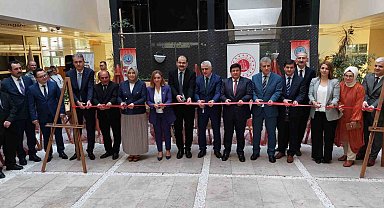 Cezaevindeki kurslara katılan hükümlülerin el emekleri göz nurları sergilendi