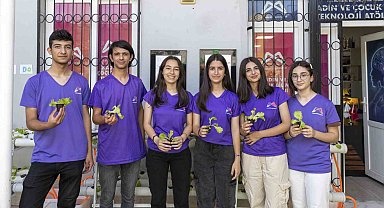 Çocuklar hem beceri kazanıyor hem de üretime yönleniyor