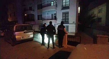 Çorum'da bir ev kurşunlandı