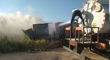 Çorum'da hurda deposunda yangın