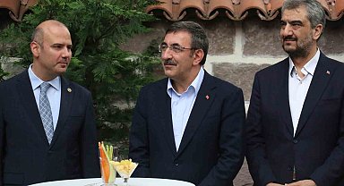 Cumhurbaşkanı Yardımcısı Yılmaz'dan asgari ücret açıklaması