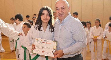 Darıca'nın başarılı sporcuları kuşak atladı