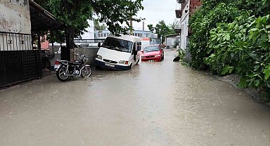 Denizli sel hayatı felç etti