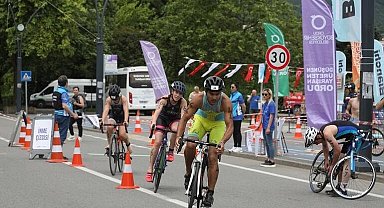 Denizlili Buse, triatlonda Türkiye şampiyonu oldu