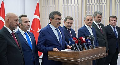 Deprem bölgesinde eğitim aksamayacak