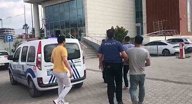 Deprem bölgesinden 150 bin TL'lik hırsızlık yapan 3 şüpheli yakalandı