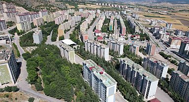 Depremde 150 blok ağır hasar aldı, yeni konutları aynı yere istiyorlar