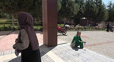 Depremde her şeyini kaybeden Malatyalı genç, Elazığ'da 1 dakika ile sınava giremedi