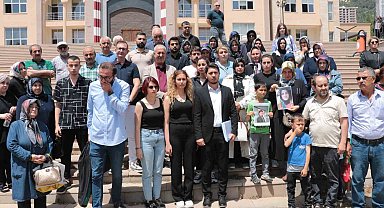 Depremzedeler sorumluların bulunması için suç duyurusunda bulundu