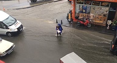 Develi ve Tomarza'da sel