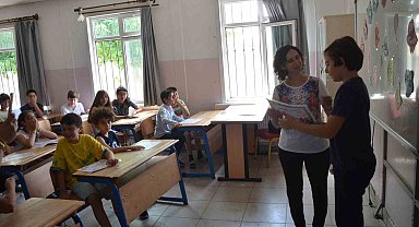 Didim'de öğrenciler karne sevinci yaşadı