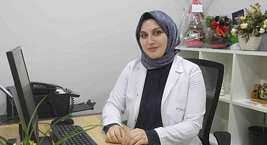 Diyetisyen Uç: "Günlük ortalama 3 litre su tüketmeliyiz"