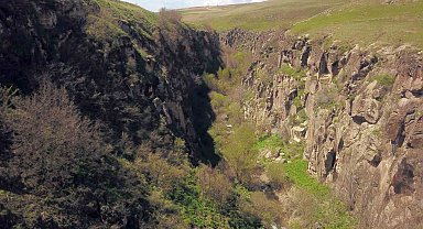 Doğa harikası Uludere Kanyonu keşfedilmeyi bekliyor