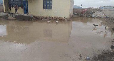 Doğubayazıt'ta selin hasarları gideriliyor