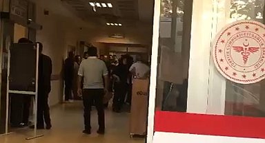 Doktoru darp edip, hastaneyi birbirine kattılar