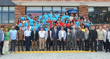 DPÜ SBF'de başarılı öğrencilere teşekkür belgesi