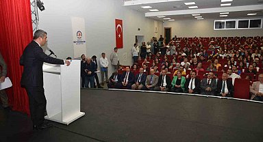 Dünya Çevre Günü'nde Pamukkale'nin korunmasına dikkat çekildi