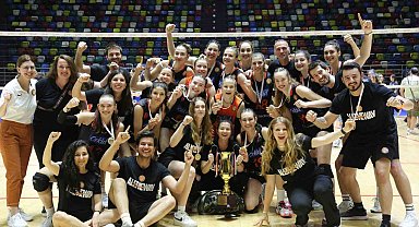 Eczacıbaşı Genç Kız Takımı, Türkiye şampiyonu oldu