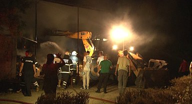 Edirne'de çiftliğin ahırında yangın paniği: Büyükbaş hayvanlar son anda kurtarıldı
