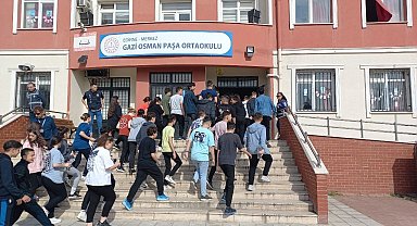 Edirne'de LGS sınavına girecek öğrenci: "Hocam ben kimliğimi almayı unuttum"