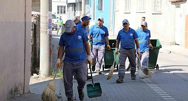 Edremit'te detaylı mahalle temizliği sürüyor