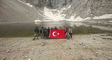 Efsanelere konu olan Ali Gölü'nde ezan sesi yankılandı