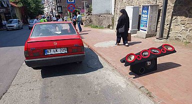 Ekipler ses tesisatını söktü, ceza yazdı