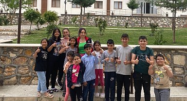 Elazığ'da depremzede çocuklar unutulmuyor