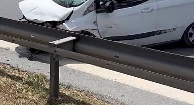 Emniyet kemerini takmadığı için otomobilin camından fırladı