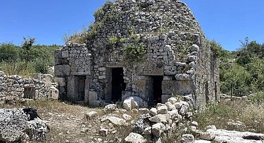 En eski mescitlerden olan Barındıran Sillyon Antik Kenti turizme kazandırılıyor