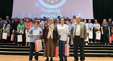 En iyi zeytinyağı üreticileri ödüllendirildi