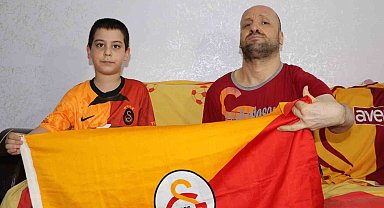 Engeli, Galatasaray aşkına engel olamadı