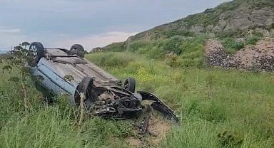 Erdek'te trafik kazasında araç takla attı, sürücü yaralandı