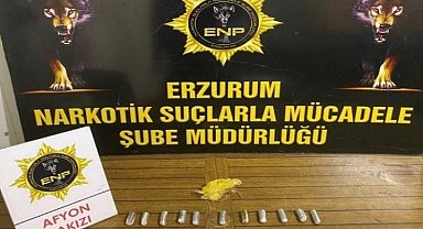 Erzurum'da yabancı uyruklu kadın 716 gram uyuşturucuyla yakalandı