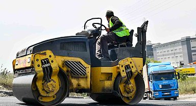 Esenyurt'un yolları yenileniyor