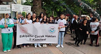Eskişehir Çocuk Hakları İl Komitesi'nden basın açıklaması