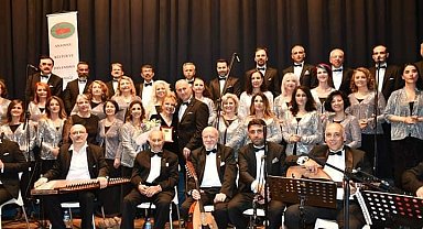 Eskişehir'de Türk Sanat Müziği Korosu'ndan 'sezon sonu konseri'